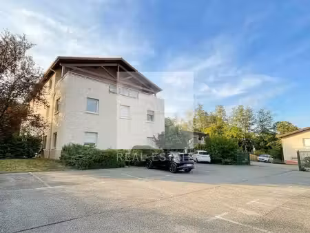 achat local professionnel 600m² st ismier 38330