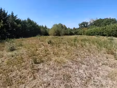terrain de 2445 m2 - fleurance  france