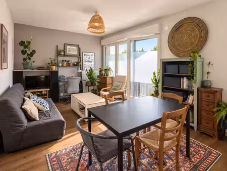 location appartement 2 pièces 49m² tours 37000