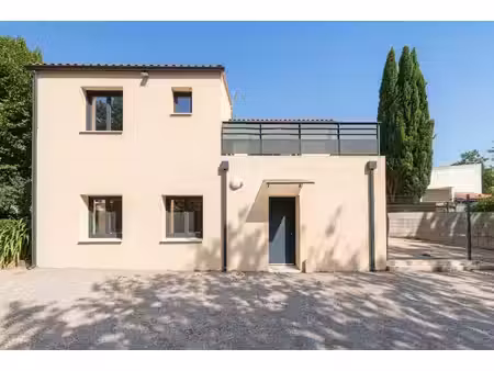 appartement t3 de 75 m2 avec jardin