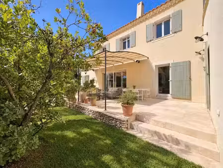 vente maison 7 pièces 150 m² paradou (13520)