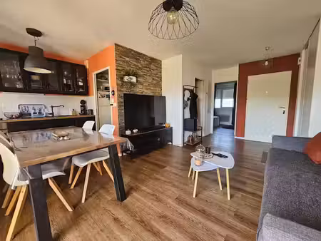 vente appartement 2 pièces 42.9 m² à saint-méen-le-grand (35290)  122 500 €