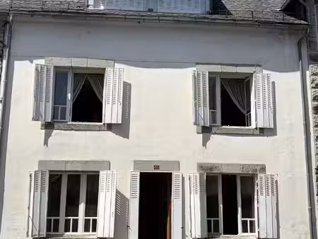 marcenat centre jolie maison de 118 m2 avec 15 427 m2 de te