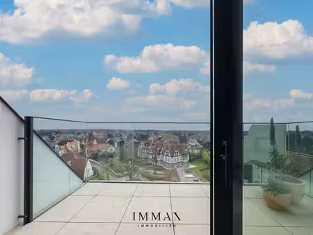 appartement te koop in knokke-heist met 2 slaapkamers