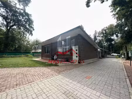 maison plain-pied 280 m2 sur 4787 m2