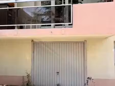 location parking 12 m² à saint-etienne (42000)  70 €