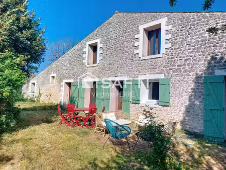 vente maison 7 pièces 200 m² balanzac (17600)