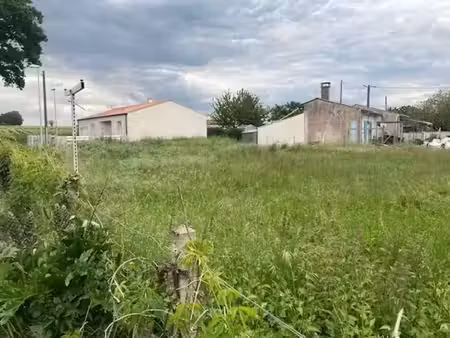 vente terrain 696 m² chaniers (17610)