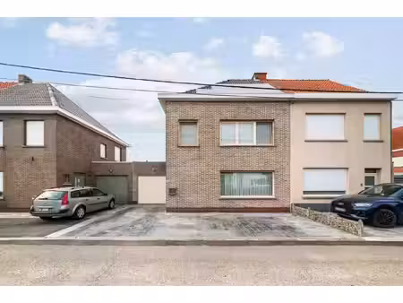 huis te koop in waregem met 3 slaapkamers