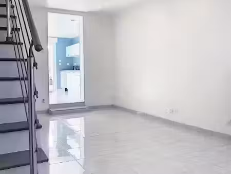location meublée maison 3 pièces 69.64 m² à le mans (72000)  867 €
