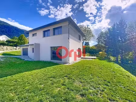 location maison 5 pièces 122.33 m² à beaumont (74160)  2 300 €
