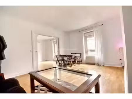 location appartement 3 pièces 64 m2 à asnières-sur-seine