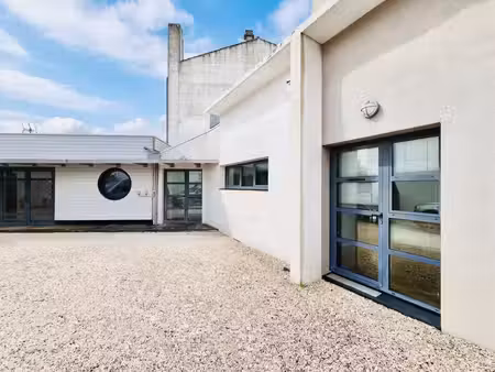 opportunité exceptionnelle : transformez cet immeuble d'archi en unemaison individuelle de