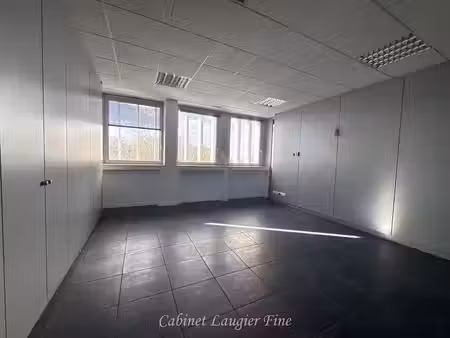 location locaux professionnels 0 pièces 306 m² à marseille 8ème (13008)  7 740 €