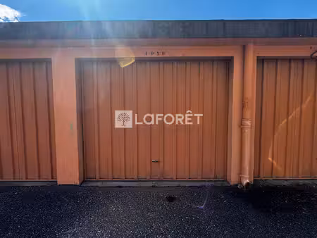 parking / box albertville 14 m2