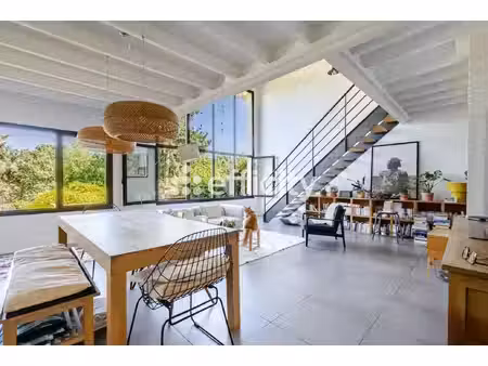 maison 8 pièces - 232 m²
