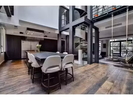 maison 8 pièces - 570 m²