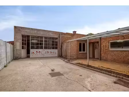 commercieel te koop in keerbergen met 3 slaapkamers