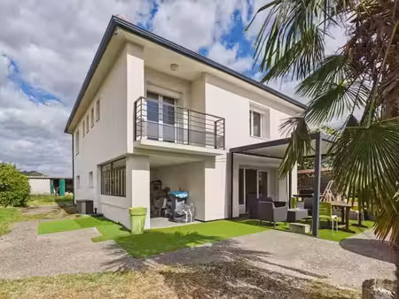 vente maison 5 pièces 130 m² à saint-sauveur (38160)  334 000 €