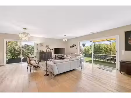 vente viager 4 pièces 155 m² à sanary-sur-mer (83110)  952 500 €