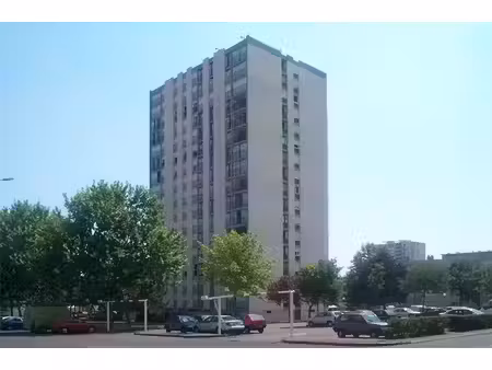 chenove appartement t5 avec loggia