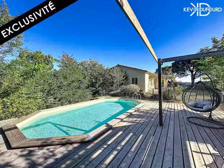 maison de 135 m² sur un terrain de 6950m² à joyeuse