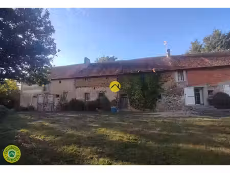 longère et dépendances