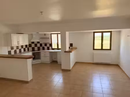 maison avec terrasse et garage