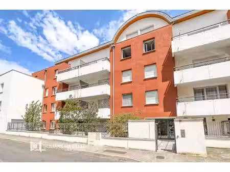 colomiers duplex de type 3 dernier étage avec parking sous-sol