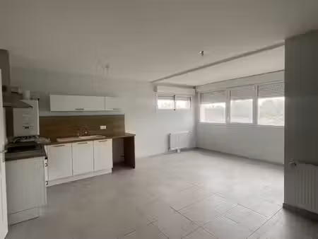 location appartement 2 pièces 48m² cannes ecluse 77130