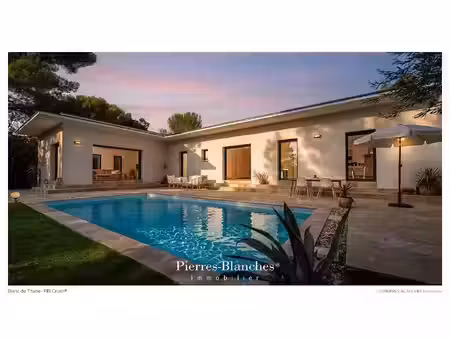 vente maison 6 pièces 175 m² nîmes (30000)