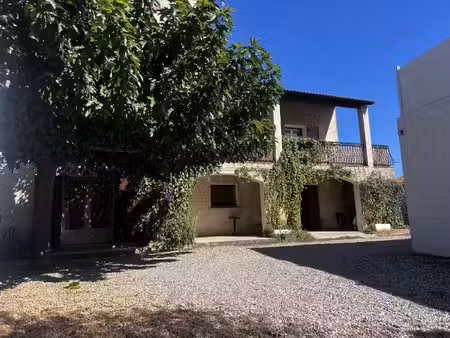 vente maison 7 pièces 180 m² saint-gilles (30800)