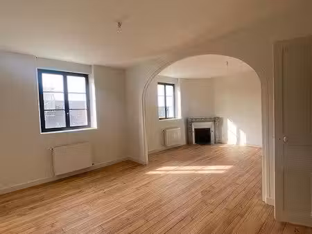 appartement t4 refait à neuf