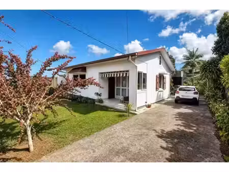 vente maison 4 pièces à le tampon (97430)  367 500 €