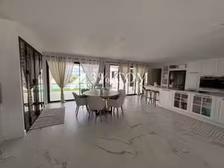 vente maison piscine à trignac (44570) : à vendre piscine / 185m² trignac