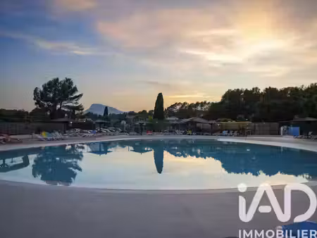 vente locaux professionnels 5 pièces 60 m² à la crau (83260)  175 000 €