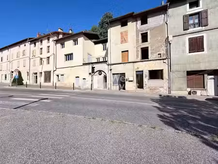 vente maison 7 pièces 160 m² à saint-marcellin (38160)  105 000 €
