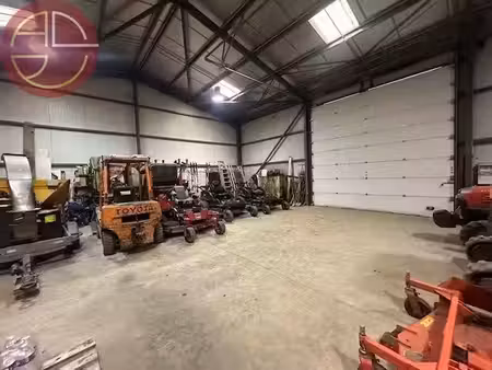 vente locaux professionnels 5 pièces 300 m² à saint-jory (31790)  267 500 €