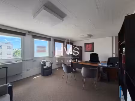 achat local professionnel 196m² aix en provence 90ème