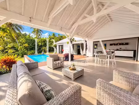 vente maison 5 pièces 120 m² à petit bourg (97170)  685 000 €