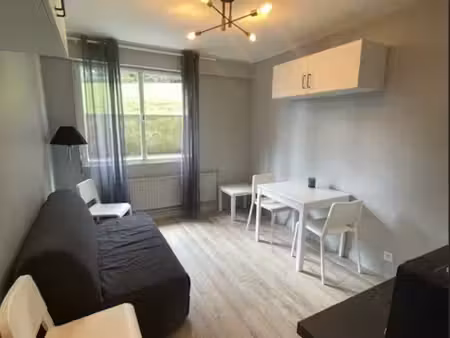 studio à louveciennes (78430)