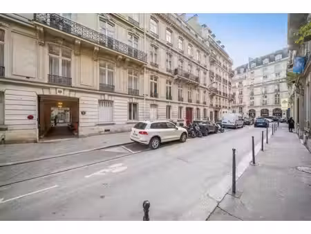 location bureaux 67m²