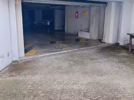 location parking mougins 06250