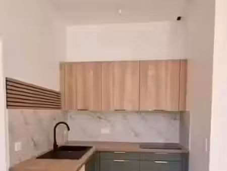 location appartement 3 pièces 55 m² à salles (33770)