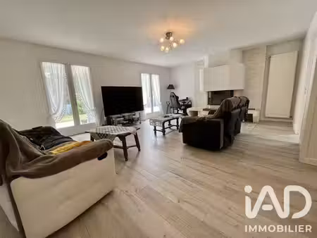 maison à carbon-blanc (33560)