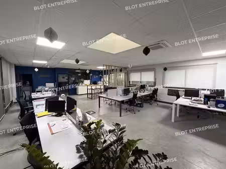 vente bureaux orvault 44700 304m²
