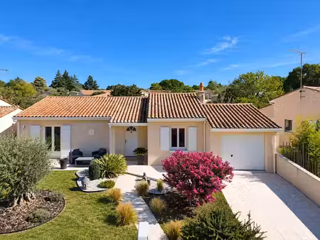 vente maison 5 pièces 100 m² à l'isle-d'espagnac (16340)  232 000 €