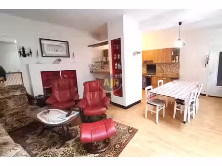 vente appartement 5 pièces 130 m² pontivy (56300)