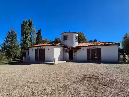 vente maison 6 pièces 169 m² à cognac (16100)  249 600 €