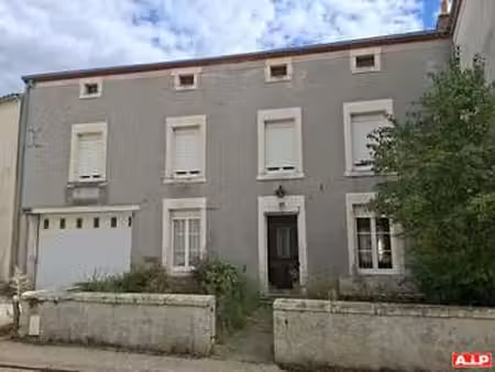 vente maison à mouilleron-en-pareds (85390) : à vendre / 115m² mouilleron-en-pareds